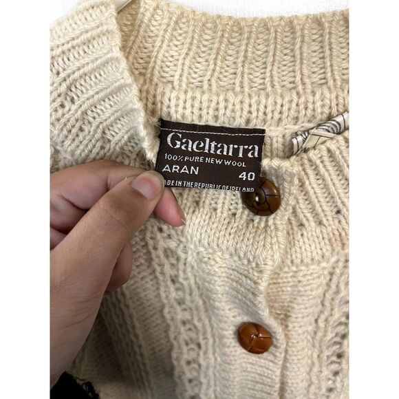 Vtg Gaeltarra Aran Cream Fisherman Cable Knit Irish Wool Sweater Size 40 (US M) - Picture 3 of 9